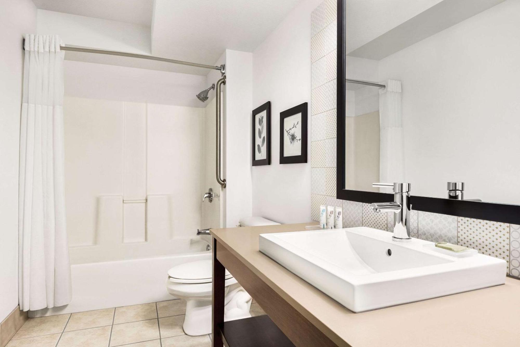 Country Inn & Suites By Radisson, St Cloud East, Mn เซนต์คลาวด์ ภายนอก รูปภาพ