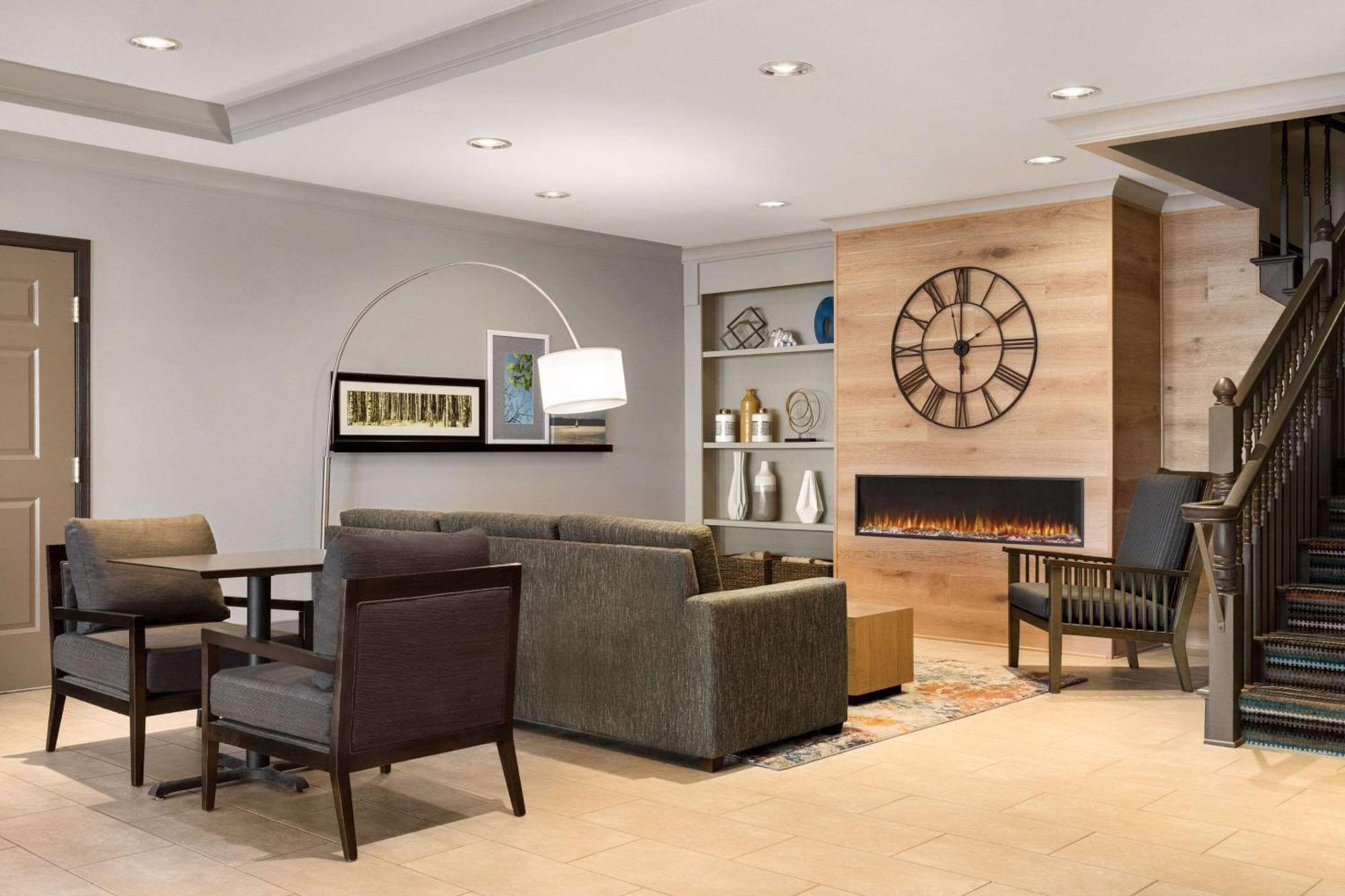 Country Inn & Suites By Radisson, St Cloud East, Mn เซนต์คลาวด์ ภายนอก รูปภาพ